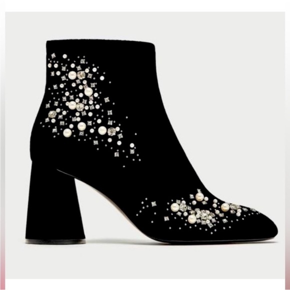 ✨RARE✨Vintage ✨Limited Edition✨ Zara Trafaluc Collection Velvet Platform Boots✨ - Picture 2 of 5